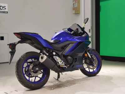 Yamaha YZF-R25 2022