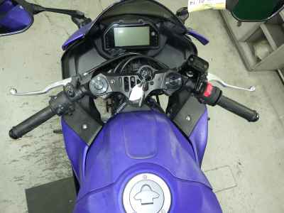 Yamaha YZF-R25 2022