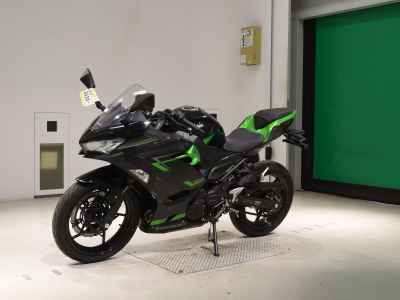 Kawasaki Ninja 400 2023
