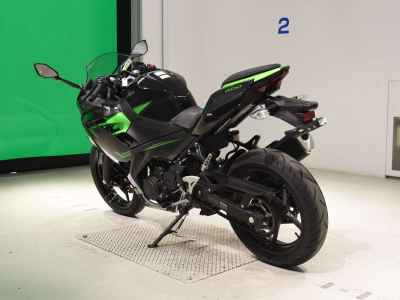 Kawasaki Ninja 400 2023