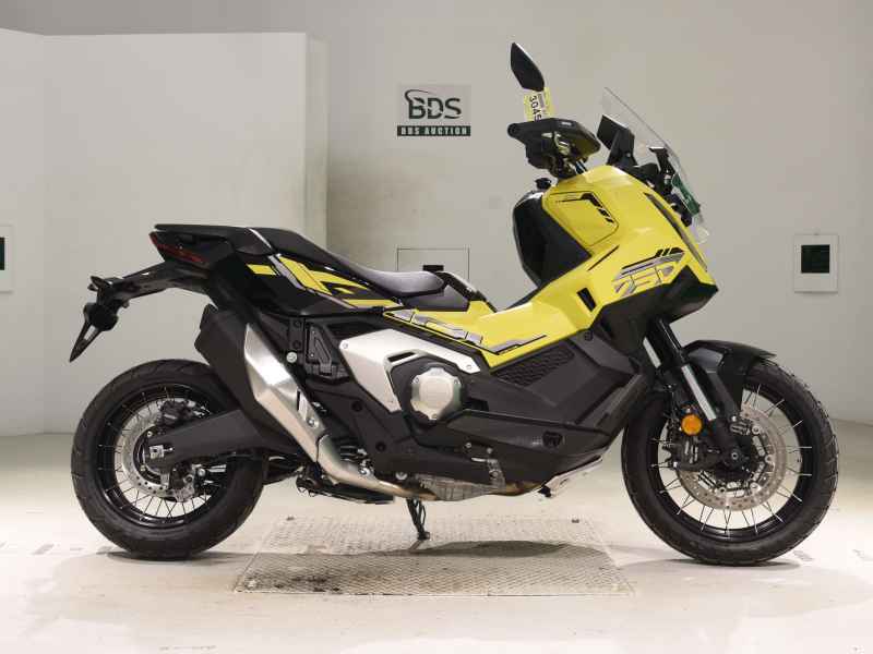Honda X-Adv 750 2025