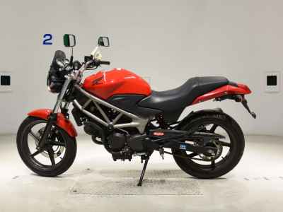 Honda VTR250 2013