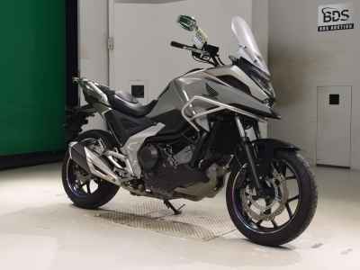 Honda NC750X 2023