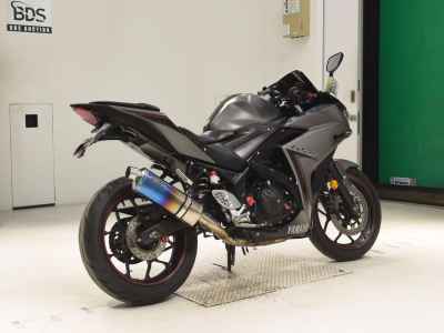 Yamaha YZF-R25 2016
