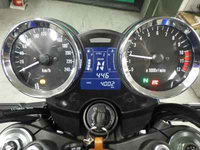 Kawasaki Z900RS 2024