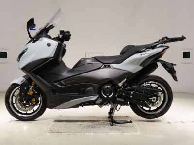 Yamaha TMAX 560T 2025
