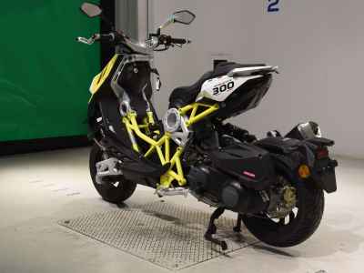 Italjet Dragster 300 2024