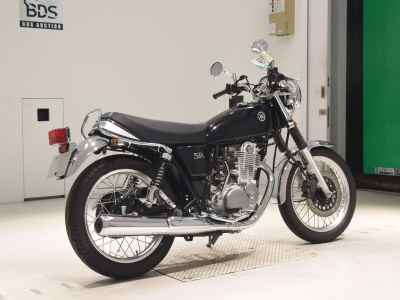 Yamaha SR400 2021