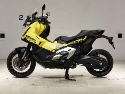 Honda X-Adv 750 2025