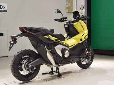 Honda X-Adv 750 2025