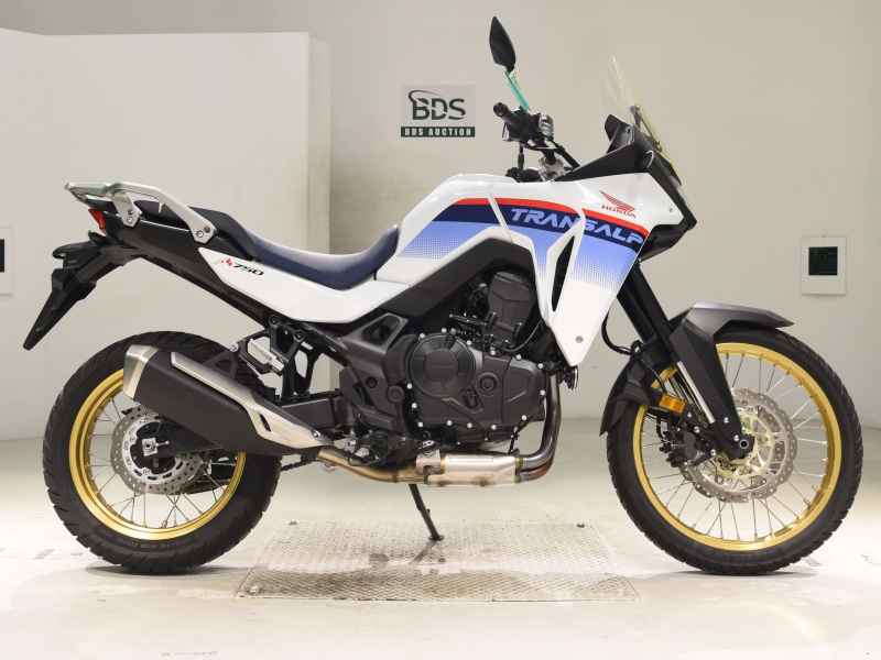 Honda Transalp 750 2024