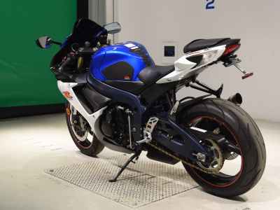 Suzuki GSX-R750 2011