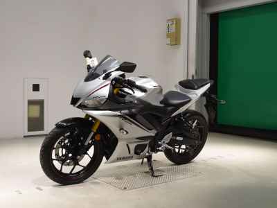 Yamaha YZF-R25 2020