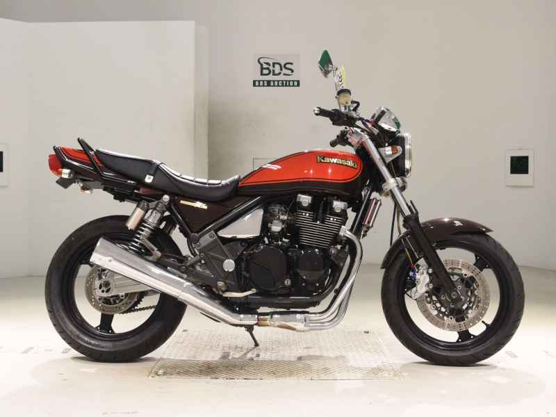 Kawasaki Zephyr 400 2005