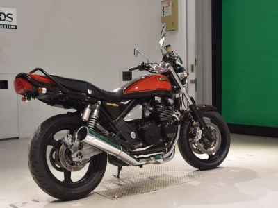 Kawasaki Zephyr 400 2005
