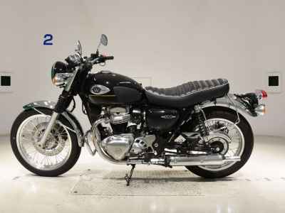 Kawasaki W800 2025