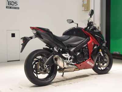 Suzuki GSX-S1000F 2017