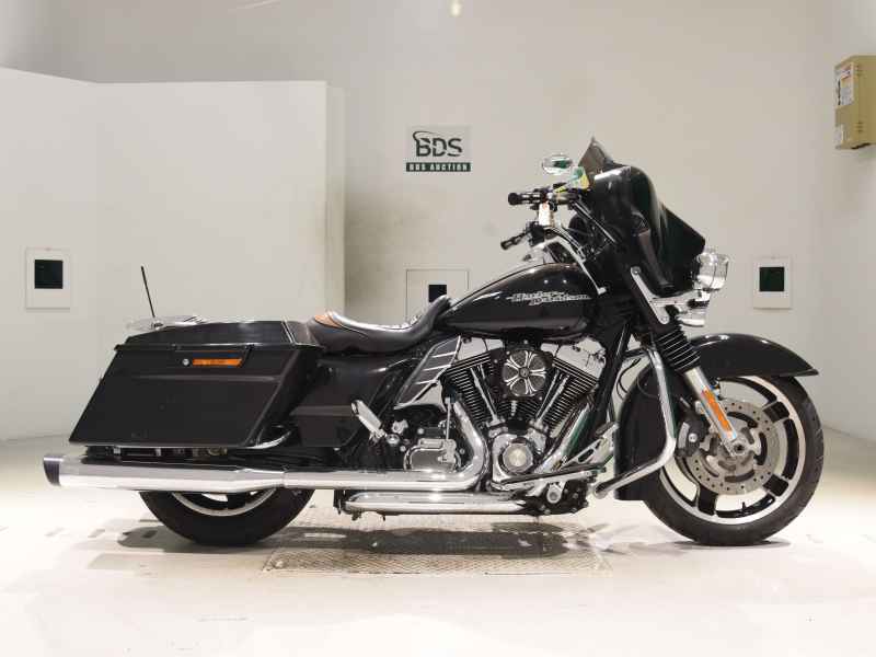 Harley-Davidson Street Glide FLHX1580 2011