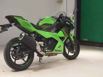Kawasaki Ninja 400 2024