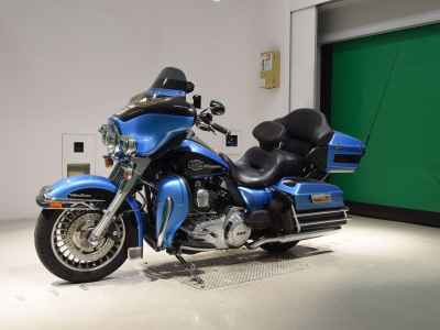 Harley-Davidson FLHTCU 1690 2011