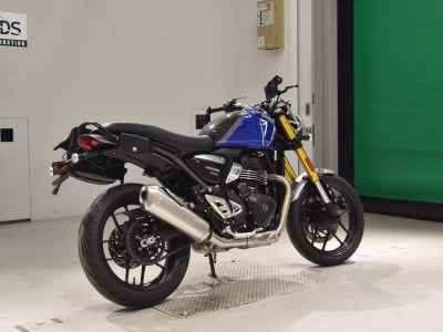 Triumph Speed 400 2025