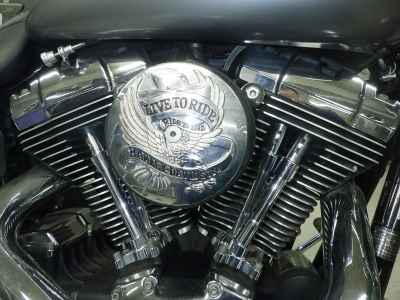 Harley-Davidson Wide Glide FXDWGI1450 2005