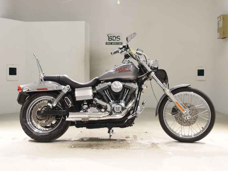 Harley-Davidson Wide Glide FXDWGI1450 2005