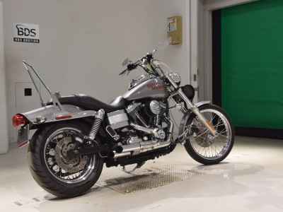 Harley-Davidson Wide Glide FXDWGI1450 2005