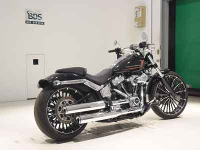 Harley-Davidson Breakout FXBR1920 2023