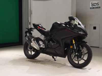 Honda CBR250RR 2023
