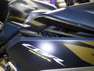 Honda CBR400R 2022