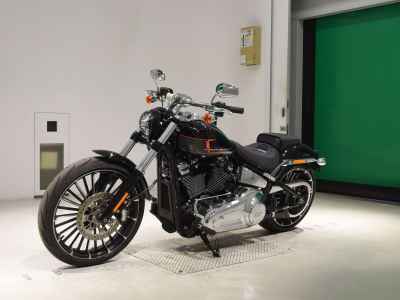 Harley-Davidson Breakout FXBR1920 2024