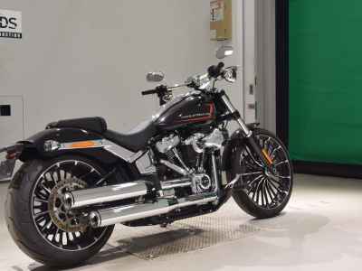 Harley-Davidson Breakout FXBR1920 2024
