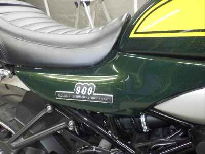Kawasaki Z900RS 2024