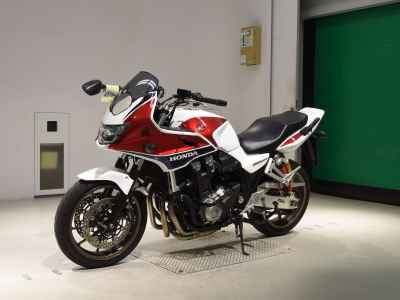 Honda CB1300 Super Boldor 2016