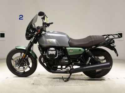 Moto Guzzi V7 II Stone 2022