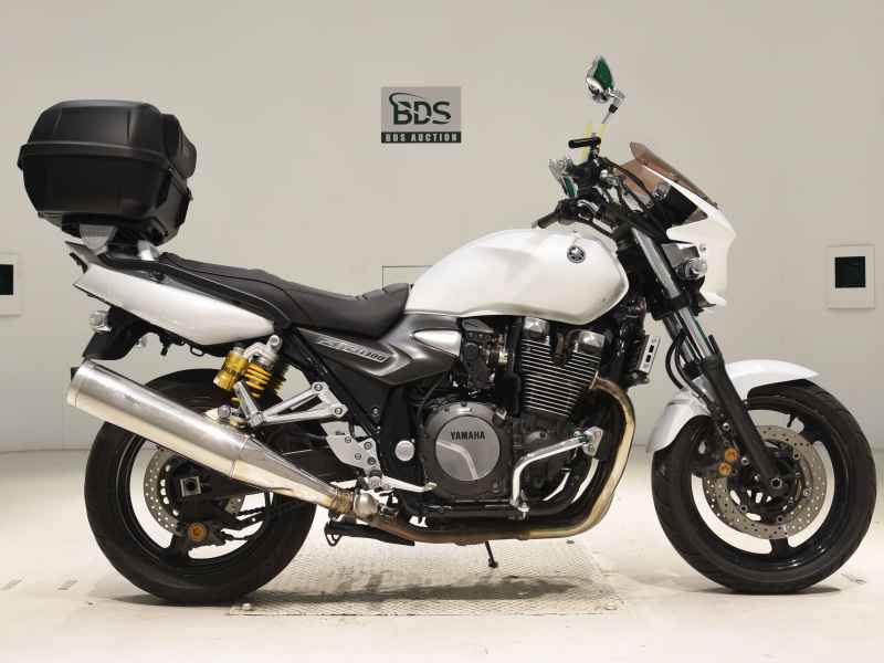 Yamaha XJR1300L 2022