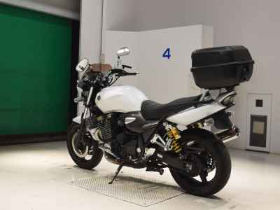 Yamaha XJR1300L 2022