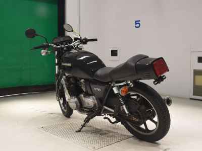 Kawasaki KZ750 2024