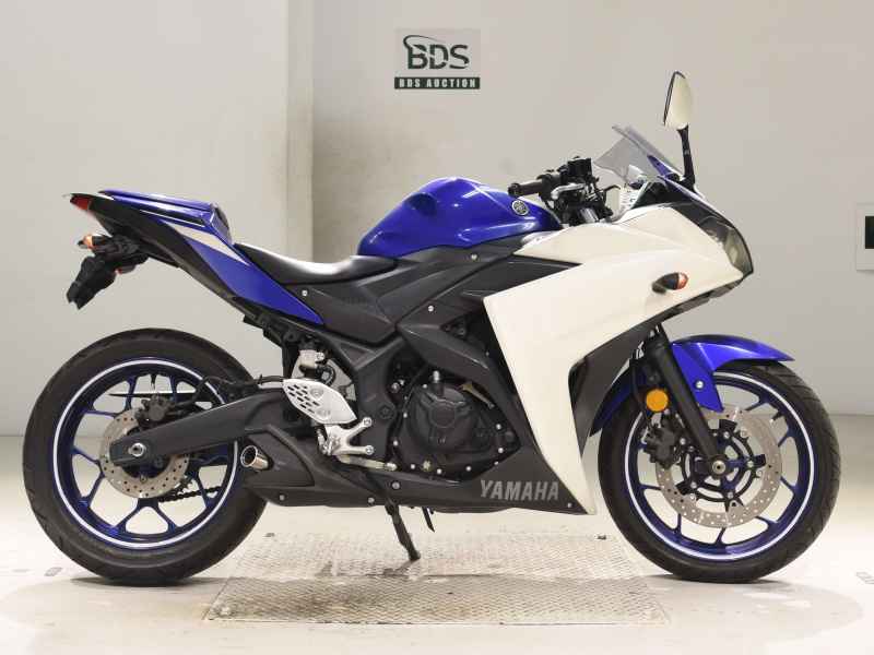 Yamaha YZF-R25 2016