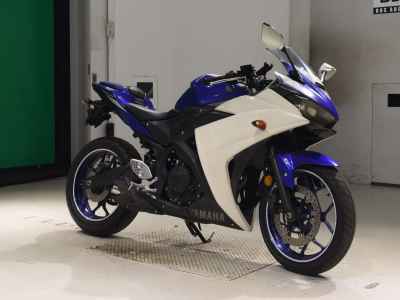 Yamaha YZF-R25 2016