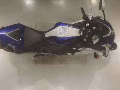 Yamaha YZF-R25 2016
