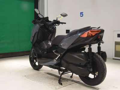 Yamaha XMAX 250 2022