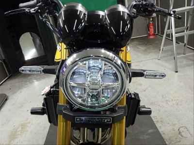 Kawasaki Z900RS SE 2024