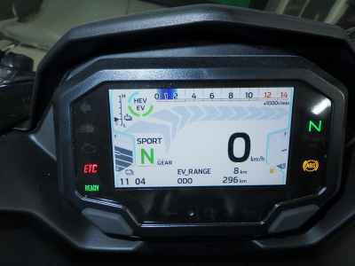 Kawasaki Ninja 7 Hybrid 2025