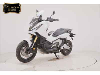 Honda X-Adv 750 2025