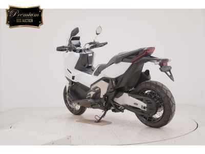 Honda X-Adv 750 2025