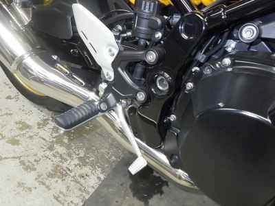 Kawasaki Z900RS SE 2023