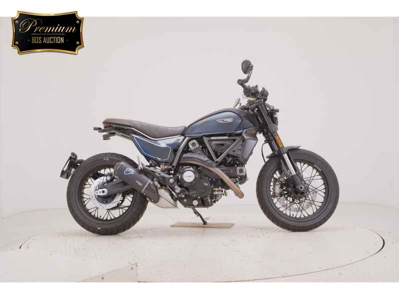 Ducati Scrambler Nightshift 2025