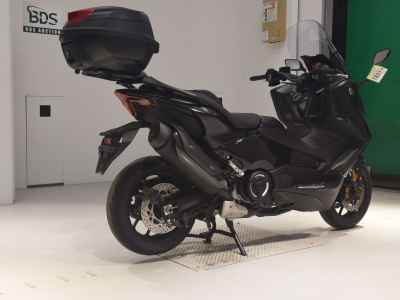 Yamaha TMAX 560T 2024